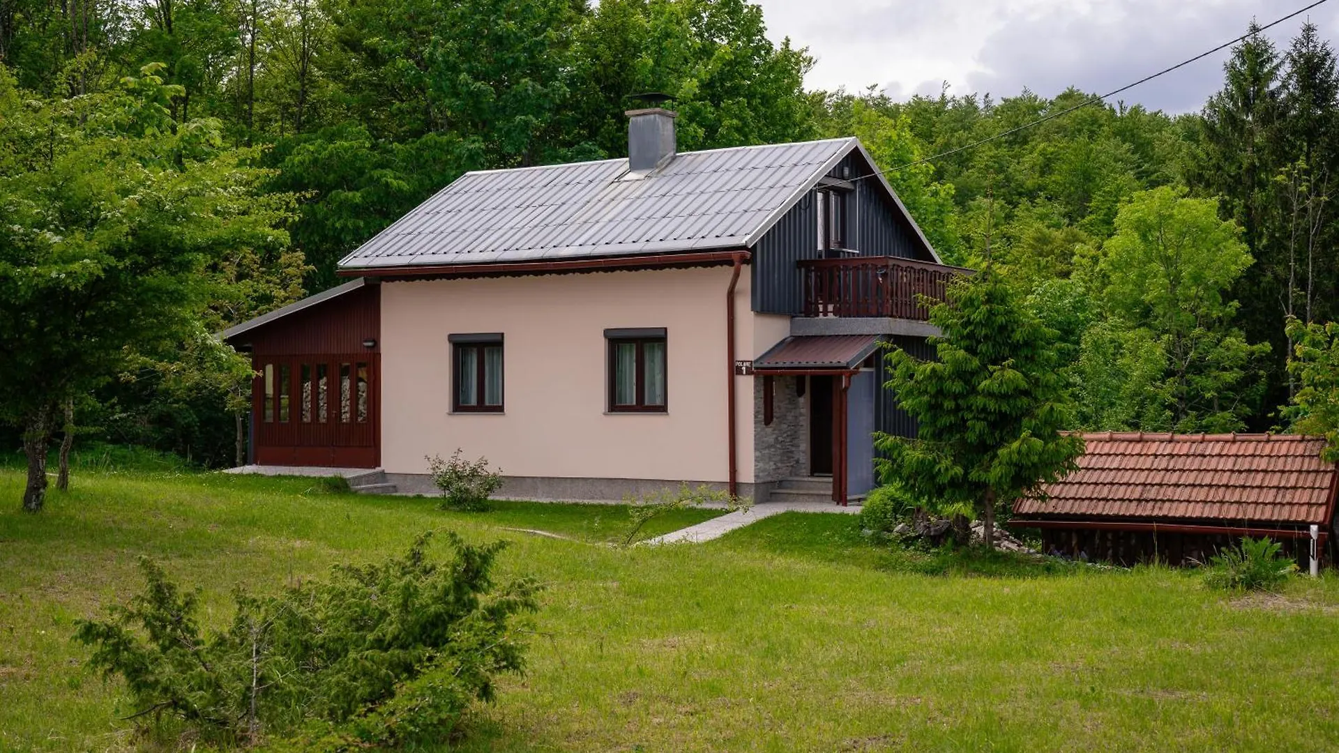House Polane In The Forest, 45 Km From Seaside